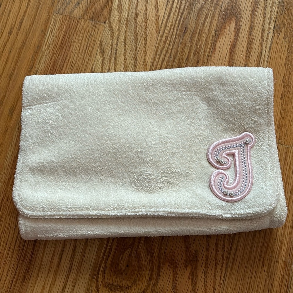 Stoney Clover Clutch